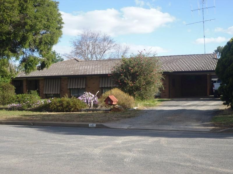 16-18 Stewart Street, Berrigan NSW 2712