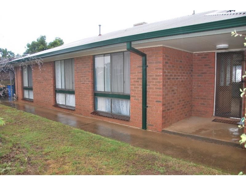9 Druitt Court, Finley NSW 2713