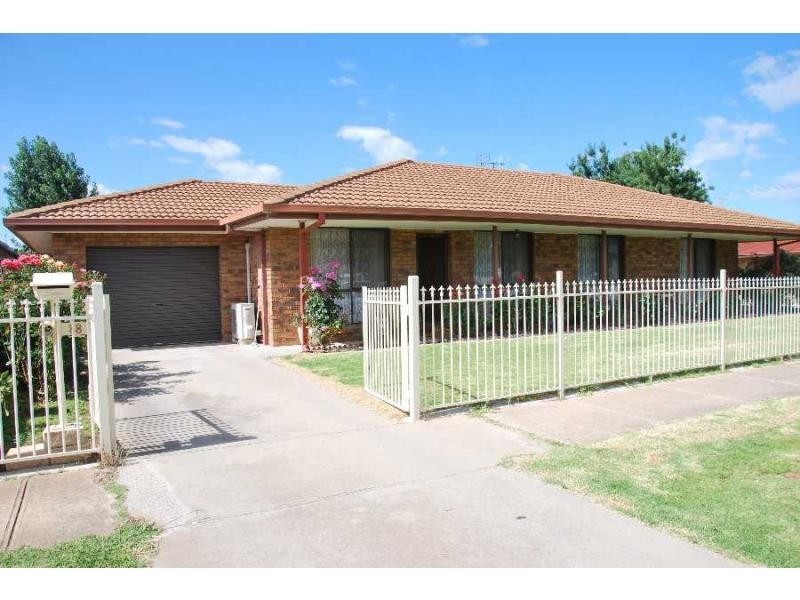 Unit 1/88 Queen Street, Cobram VIC 3644