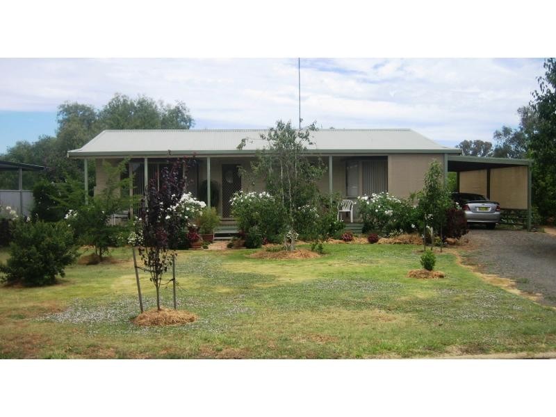 7 Drummond Street, Berrigan NSW 2712