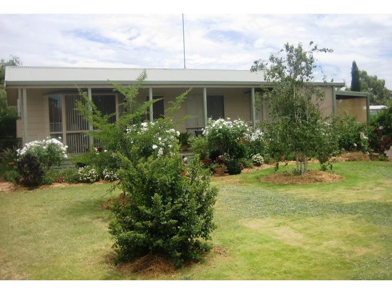 7 Drummond Street, Berrigan NSW 2712