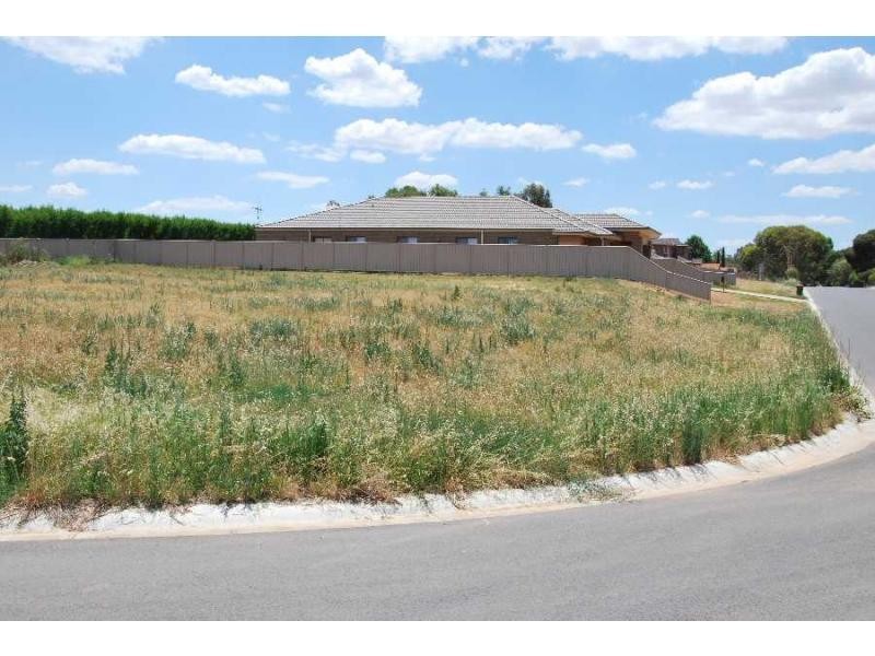 22 Bisogni Drive, Cobram VIC 3644