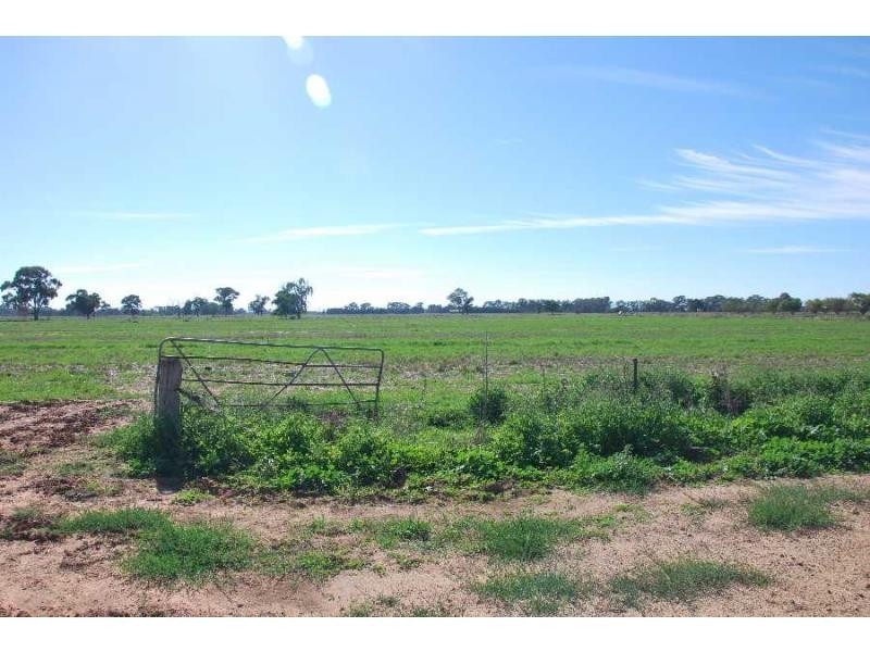 4000 Labuan Road, Yarroweyah VIC 3644