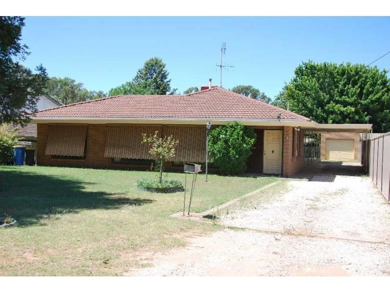 10 Brepbir Street, Cobram VIC 3644