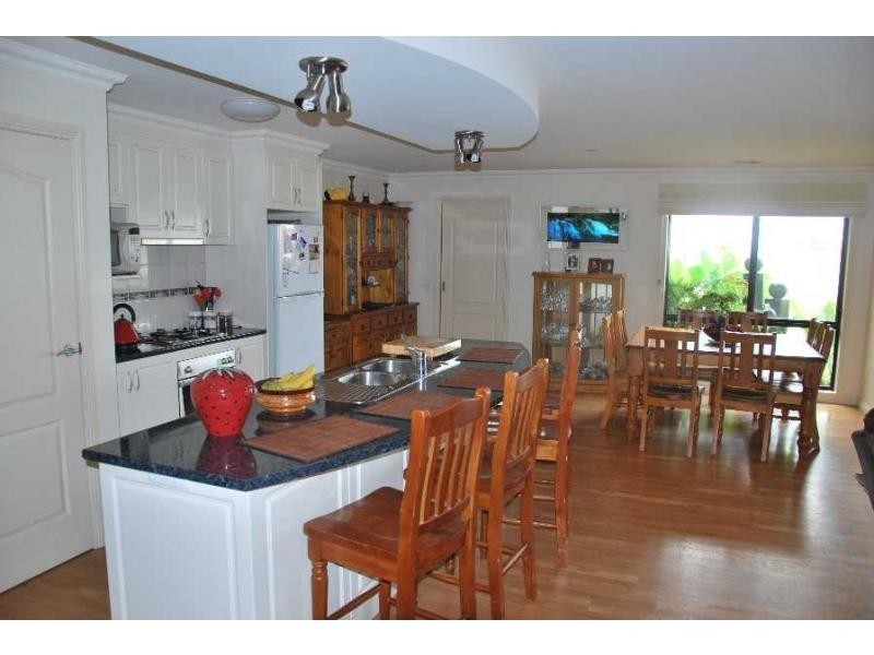 6 Isabel Avenue, Barooga NSW 3644