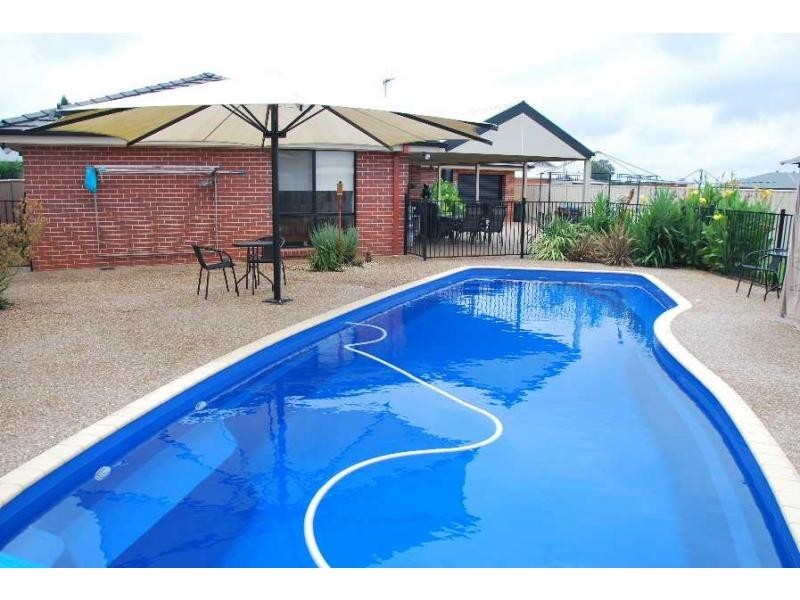 6 Isabel Avenue, Barooga NSW 3644