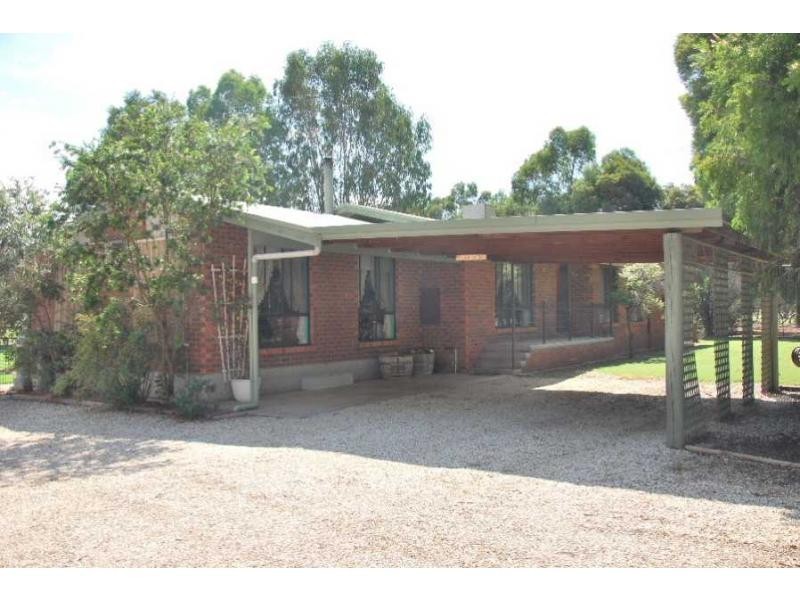 4216 Murray Valley Highway, Yarroweyah VIC 3644
