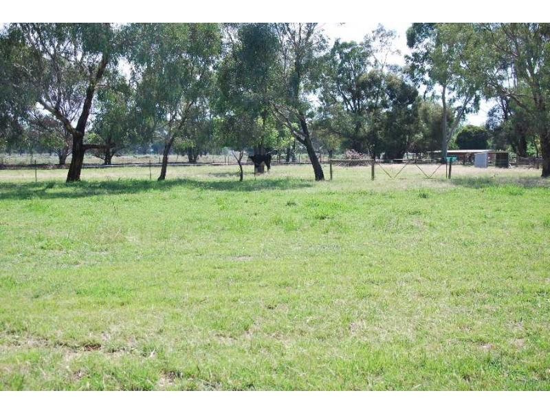 4216 Murray Valley Highway, Yarroweyah VIC 3644