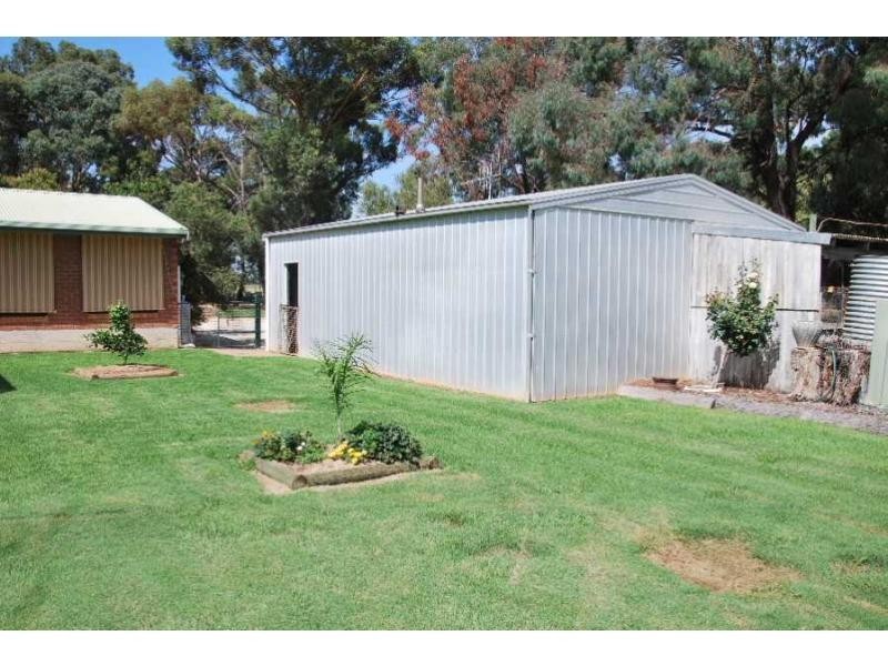 4216 Murray Valley Highway, Yarroweyah VIC 3644