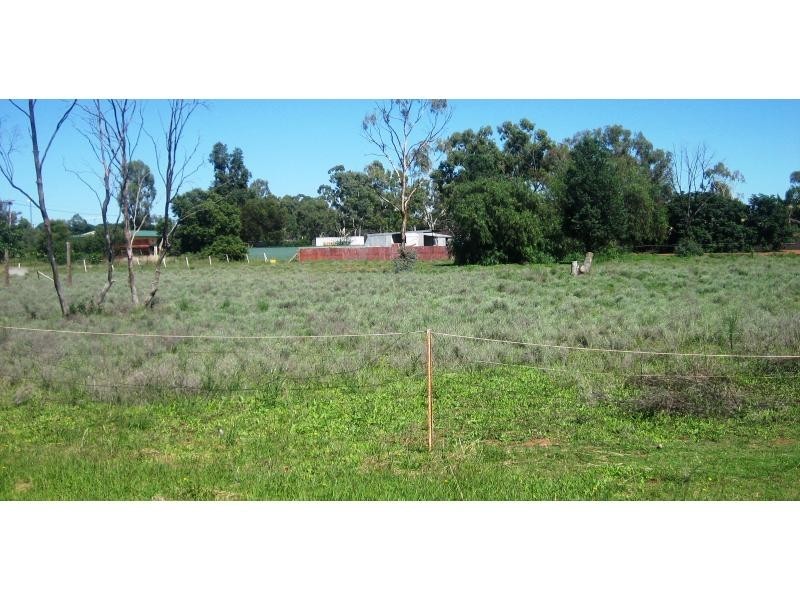 33-35 Thornber Street, Oaklands NSW 2646