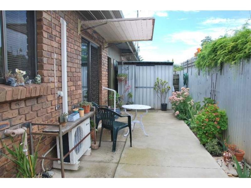 Unit 2/6 Thompson Avenue, Cobram VIC 3644