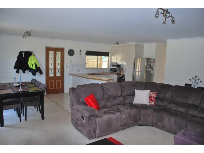 2 Ellen Drive, Cobram VIC 3644