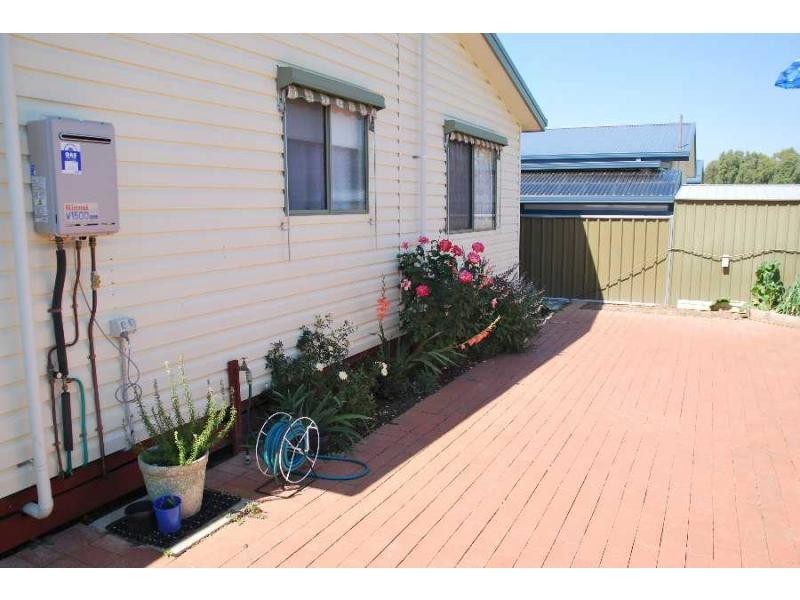 111 Oasis Drive, Oasis Village, Cobram VIC 3644