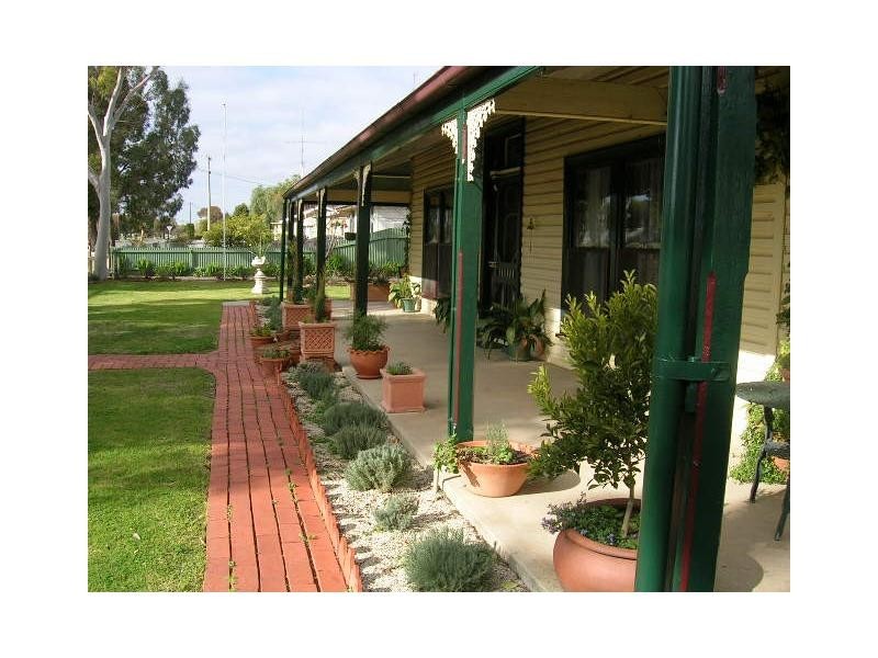 80 Mahonga Street, Jerilderie NSW 2716