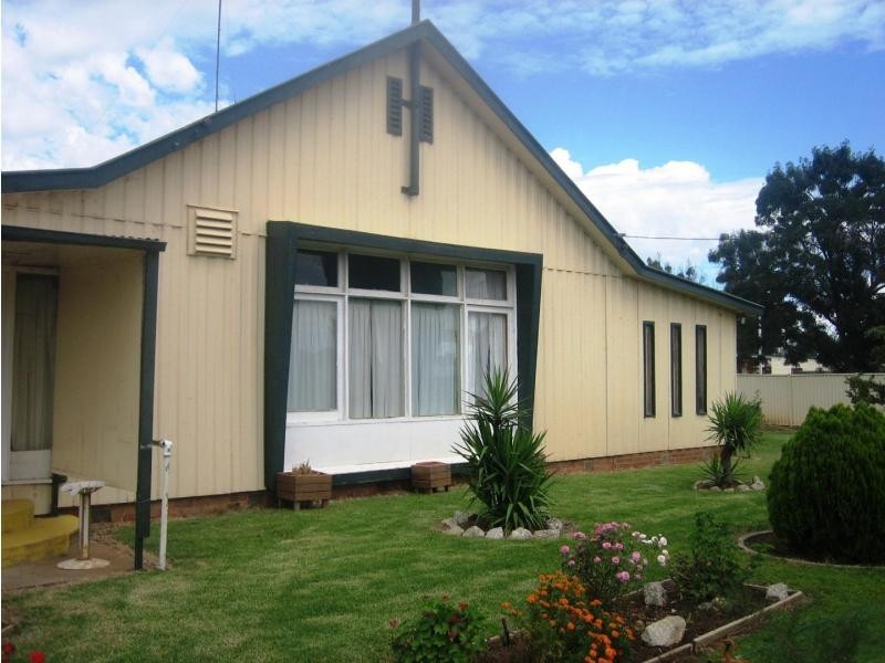 68 Mahonga Street, Jerilderie NSW 2716