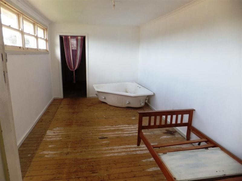 68 Mahonga Street, Jerilderie NSW 2716