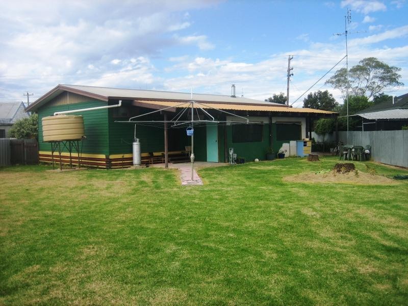 77 Mahonga Street, Jerilderie NSW 2716