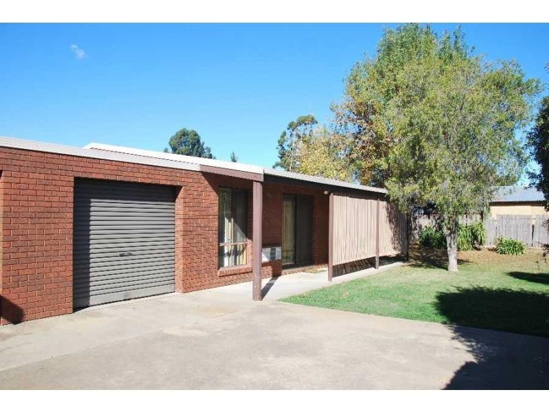 Unit 2/21 Punt Road, Cobram VIC 3644