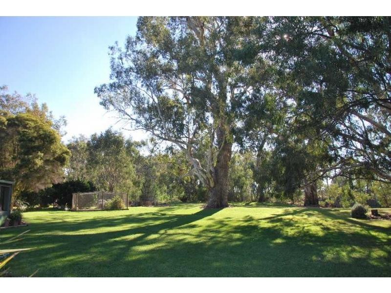 7078 Goulburn Valley Highway, Koonoomoo VIC 3644