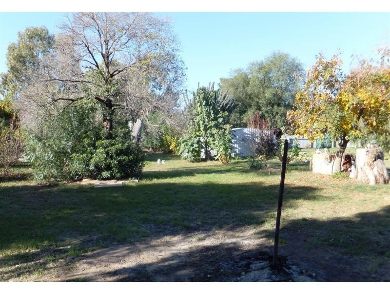 8-12 Jerilderie Street, Berrigan NSW 2712