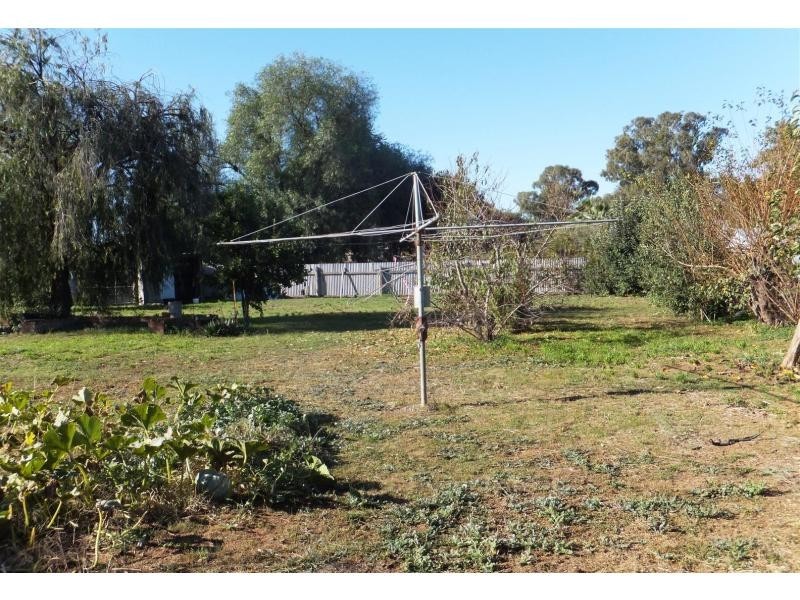 8-12 Jerilderie Street, Berrigan NSW 2712