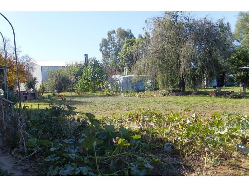 8-12 Jerilderie Street, Berrigan NSW 2712
