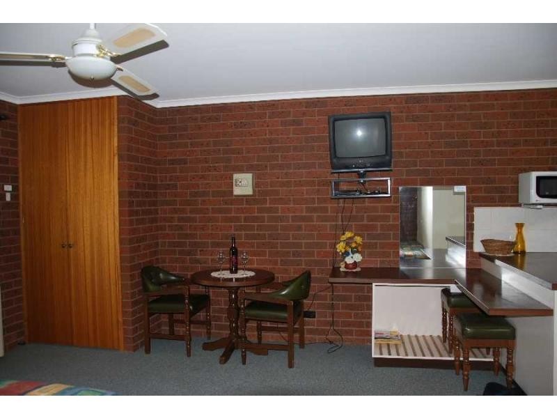 28 Barinya Street, Barooga NSW 3644