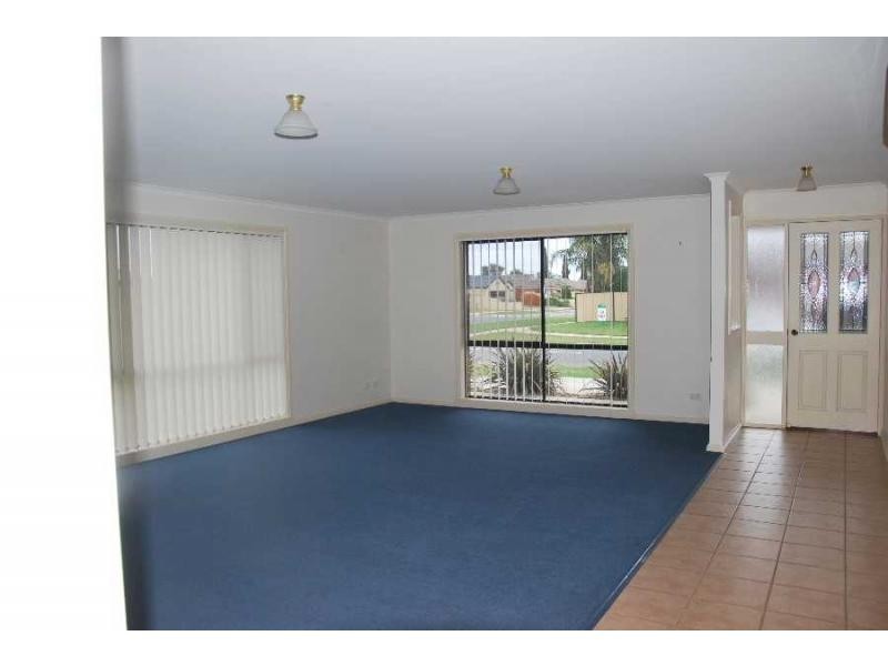 43 Apricot Circuit, Cobram VIC 3644