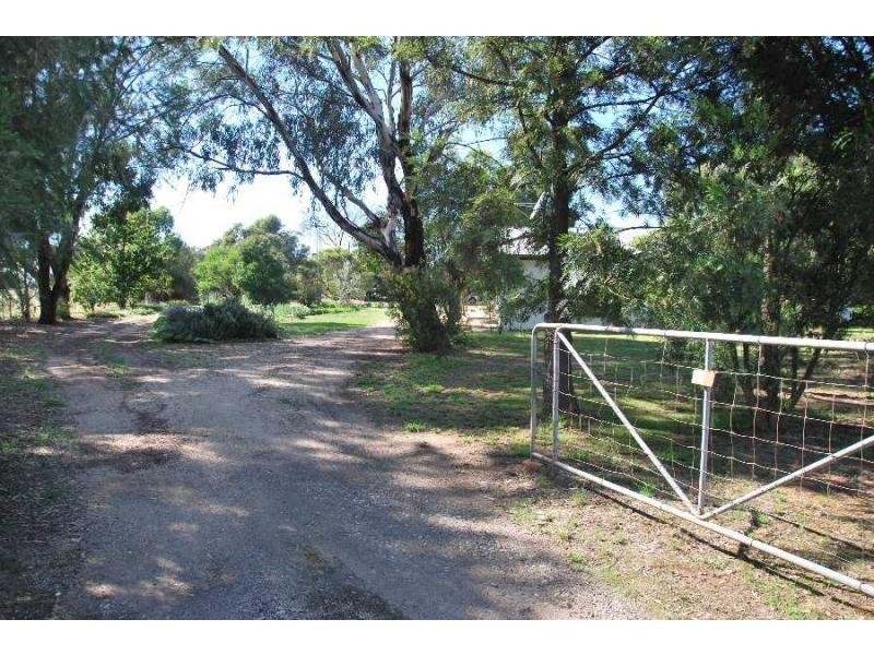 13 Langan Road, Cobram VIC 3644