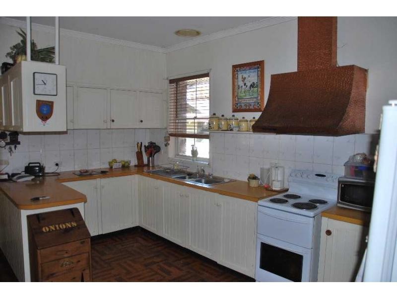 55 Dunkirk Road, Yarroweyah VIC 3644