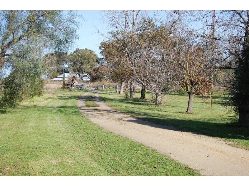 55 Dunkirk Road, Yarroweyah VIC 3644