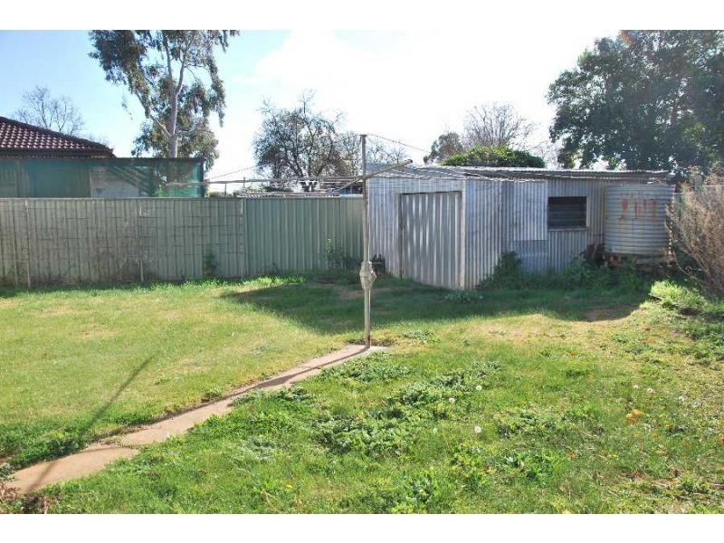 2 Stokes Avenue, Cobram VIC 3644