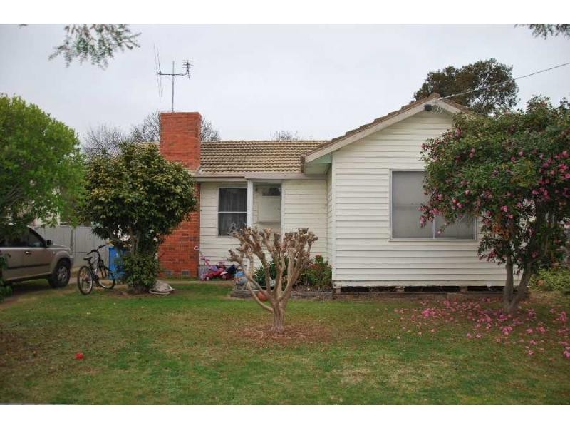 10 Ashton Street, Cobram VIC 3644