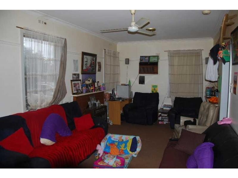 10 Ashton Street, Cobram VIC 3644
