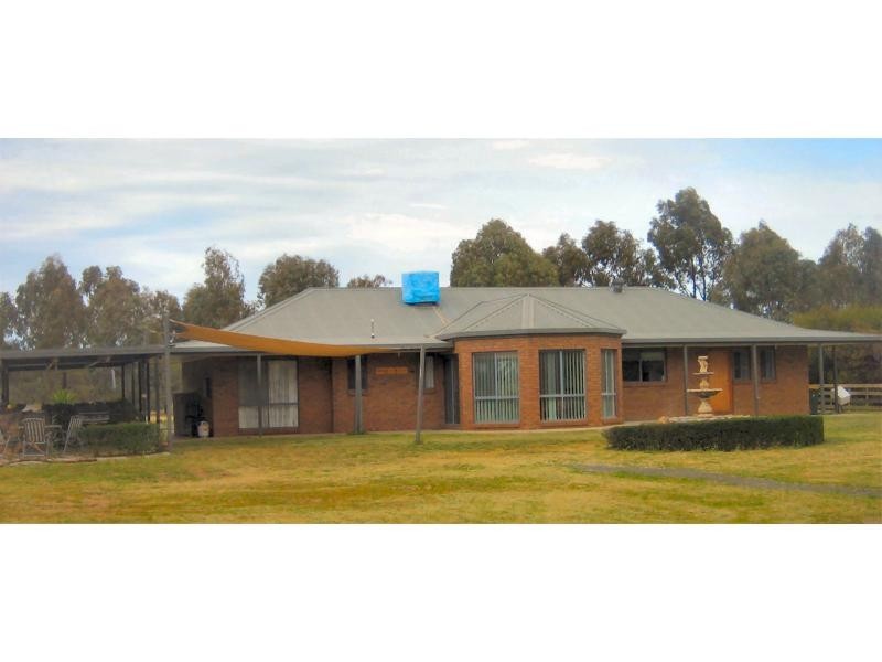 3 Greggerys Road, Berrigan NSW 2712