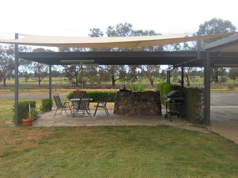 3 Greggerys Road, Berrigan NSW 2712