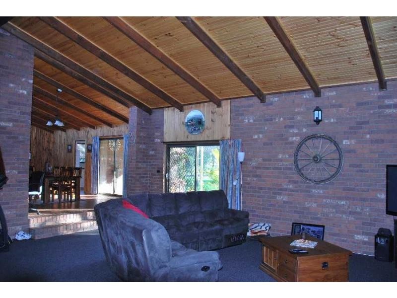 7177 Goulburn Valley Highway, Koonoomoo VIC 3644