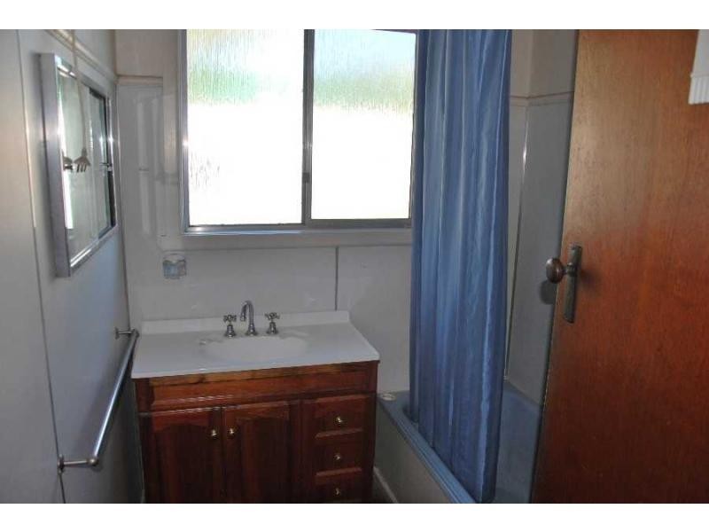 11 Warkil Street, Cobram VIC 3644