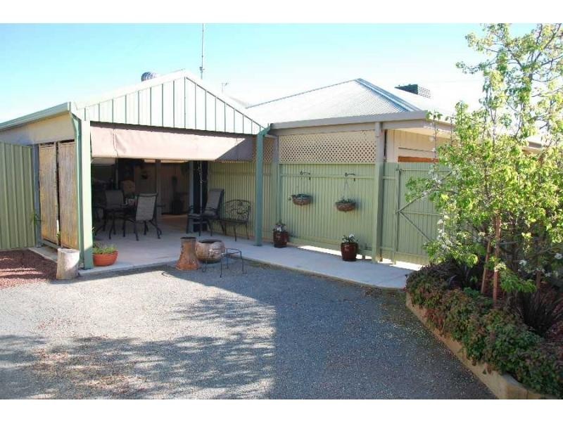 17a Karook Street, Cobram VIC 3644