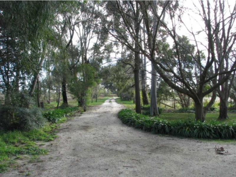 406 Parnell Road, Cobram VIC 3644