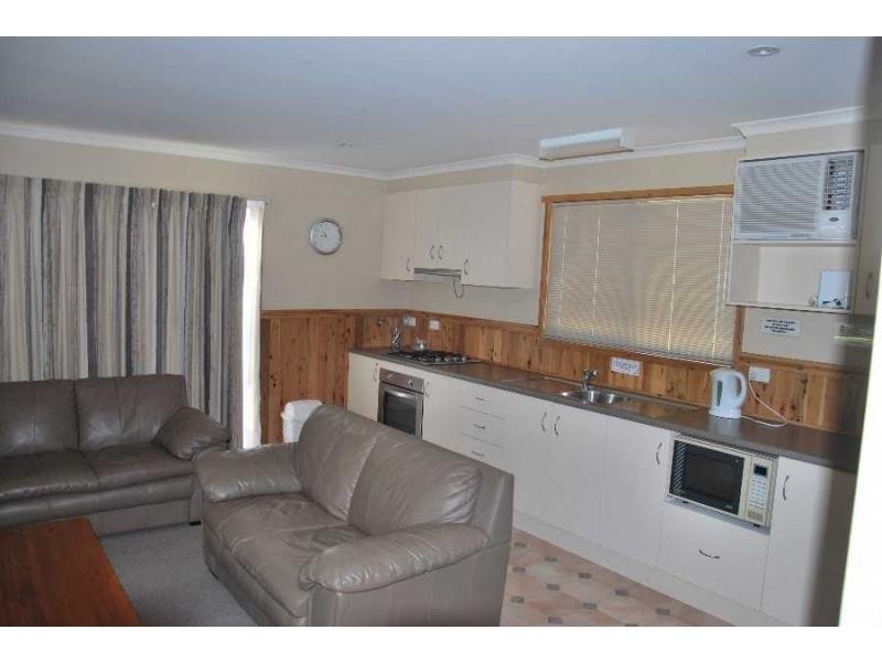 48 Barooga Road, Tocumwal NSW 2714