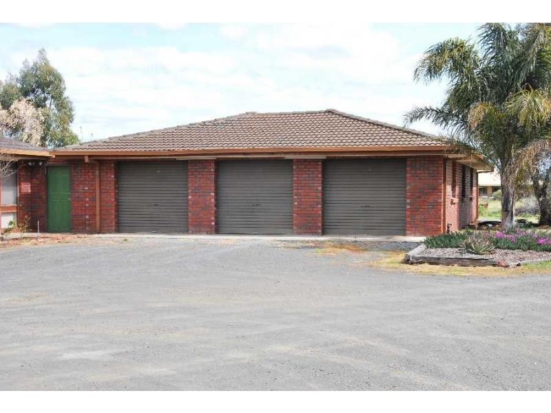 31 Catona Crescent, Cobram VIC 3644