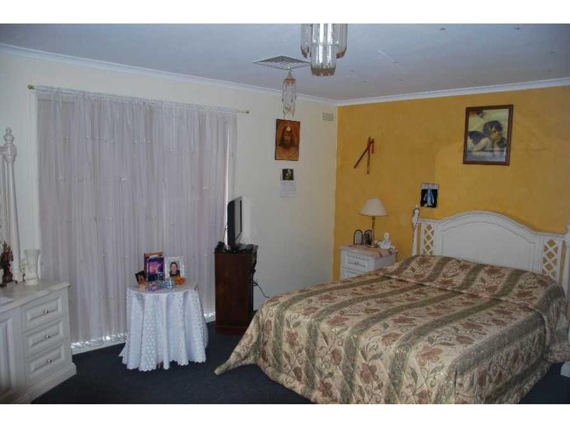 31 Catona Crescent, Cobram VIC 3644