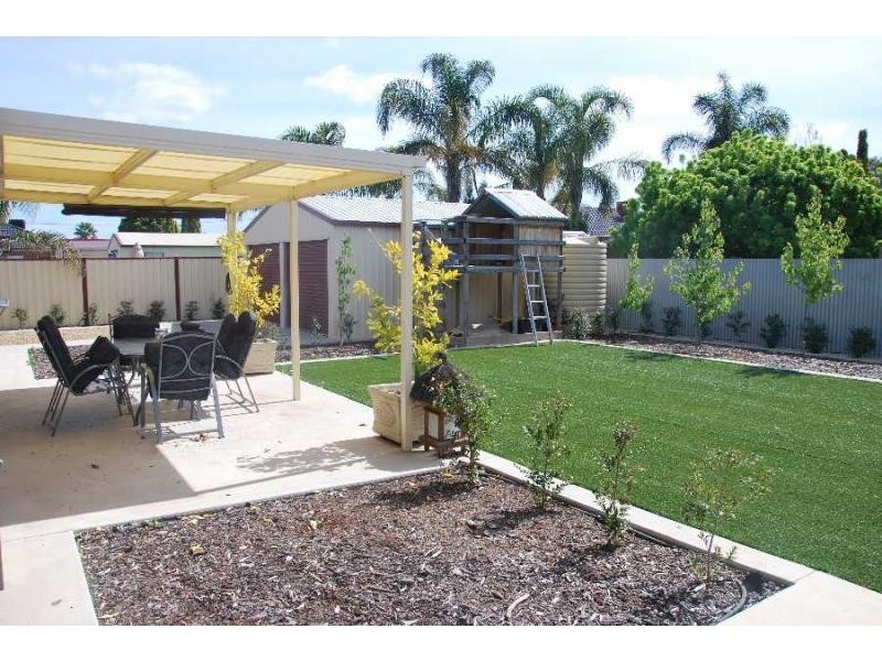 4 Elberta Court, Cobram VIC 3644