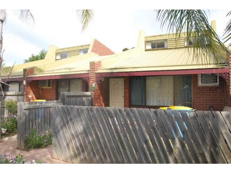 Unit 3/42-44 Nangunia Street, Barooga NSW 3644