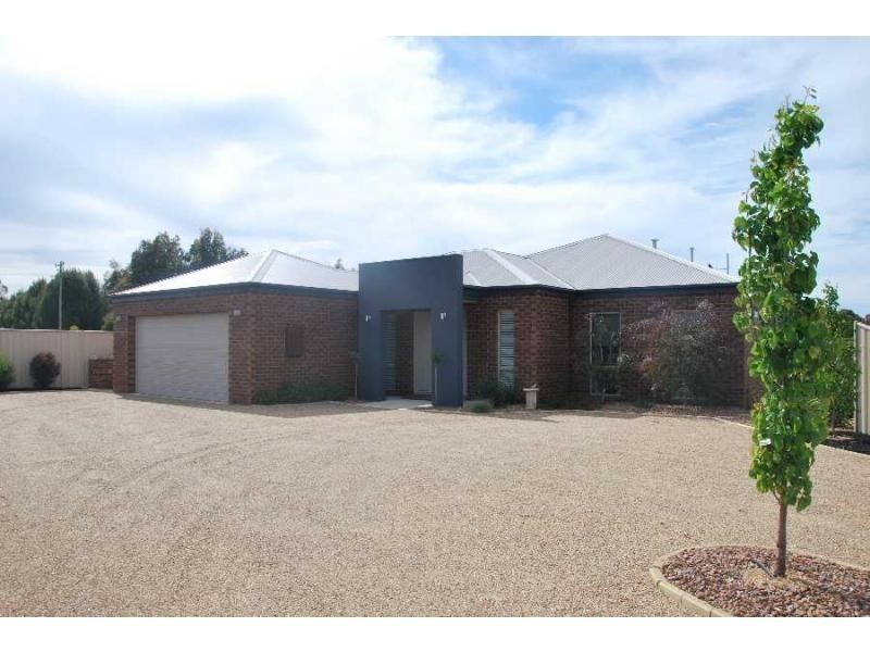 6 Chomley Close, Barooga NSW 3644