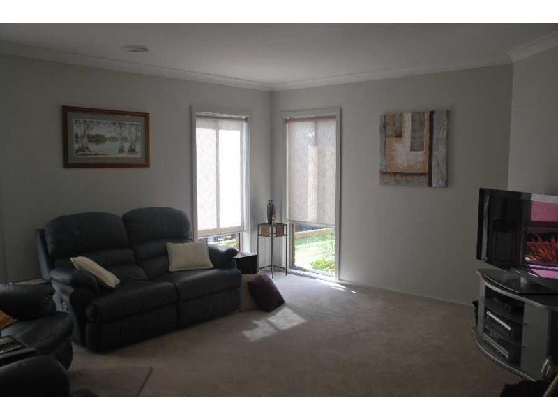 6 Chomley Close, Barooga NSW 3644