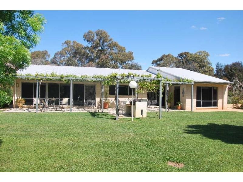 1988 Murray Valley Highway, Yarrawonga VIC 3730