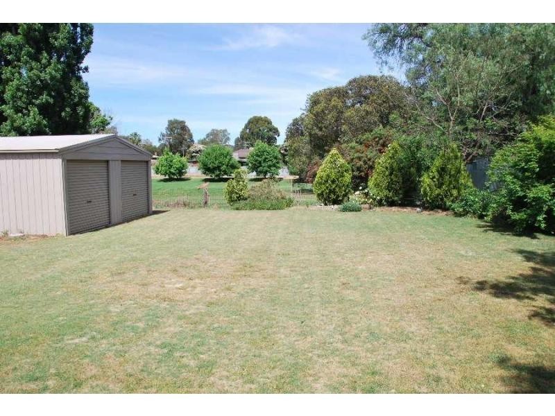 17 Arramagong Street, Barooga NSW 3644
