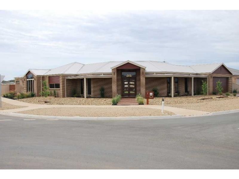 1 Young Street, Cobram VIC 3644
